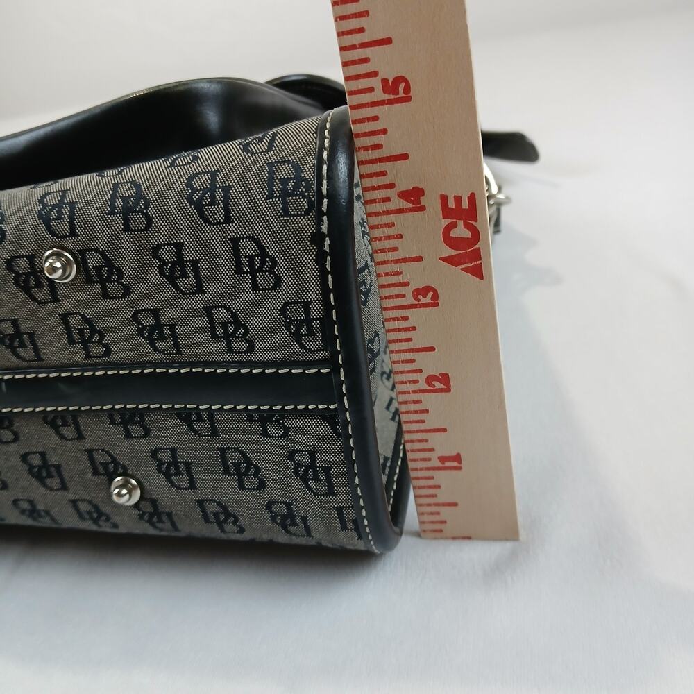 Dooney & Bourke Satchel Bag Womens Gray Black Signature Jacquard Leather EUC - Picture 14 of 15